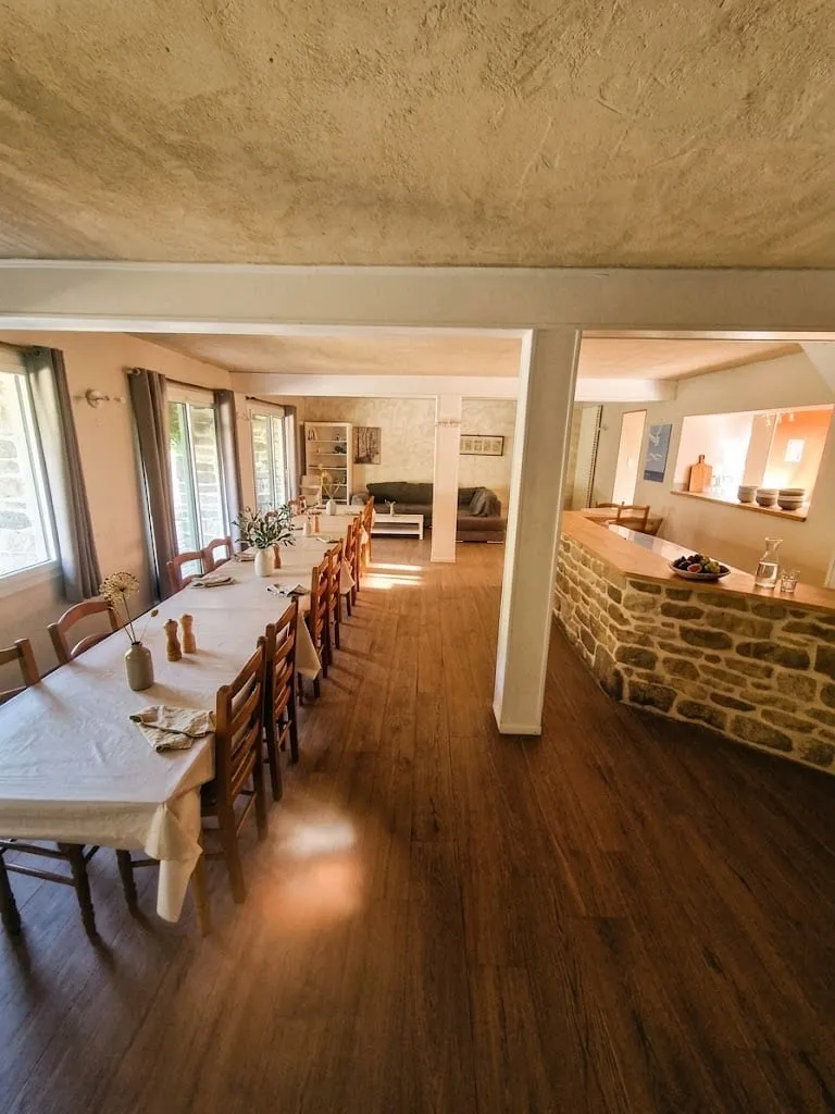 Long shared tables