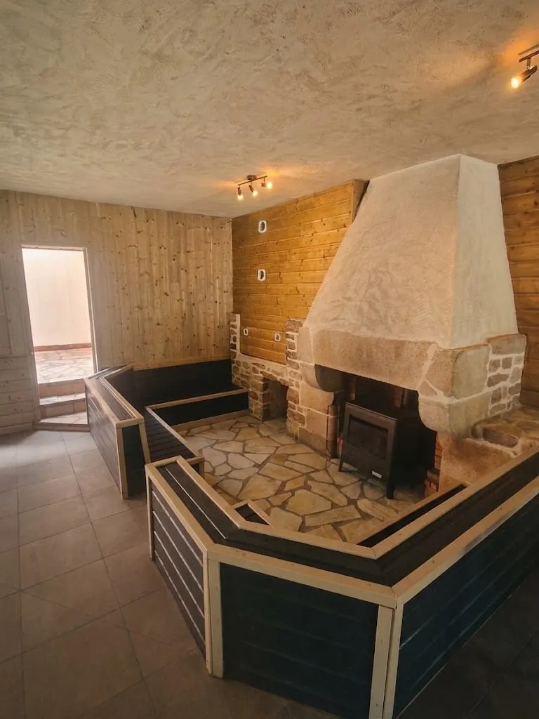 Fireplace corner