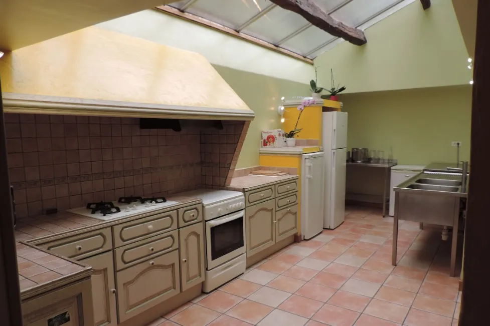 Fully equipped kitchen